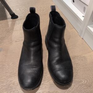 Ugg Harrison Waterproof Chelsea Boot (Women)